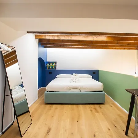 Loft Di Design A Porta Venezia Apartment *