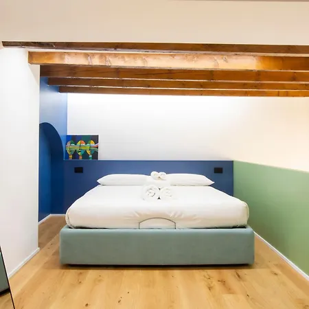 Loft Di Design A Porta Venezia Milan